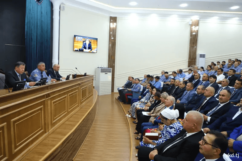 ВСТРЕЧА С ПРЕДСТАВИТЕЛЯМИ ТАДЖИКСКОЙ ДИАСПОРЫ И ЗАРУБЕЖНЫМИ СООТЕЧЕСТВЕННИКАМИ